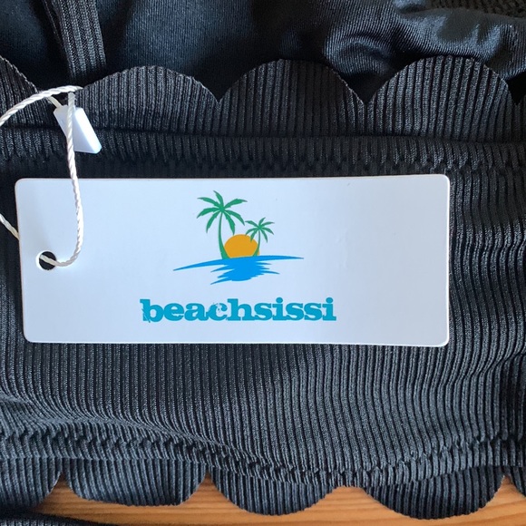 Beachsissi Black size Medium bikini - Picture 3 of 7